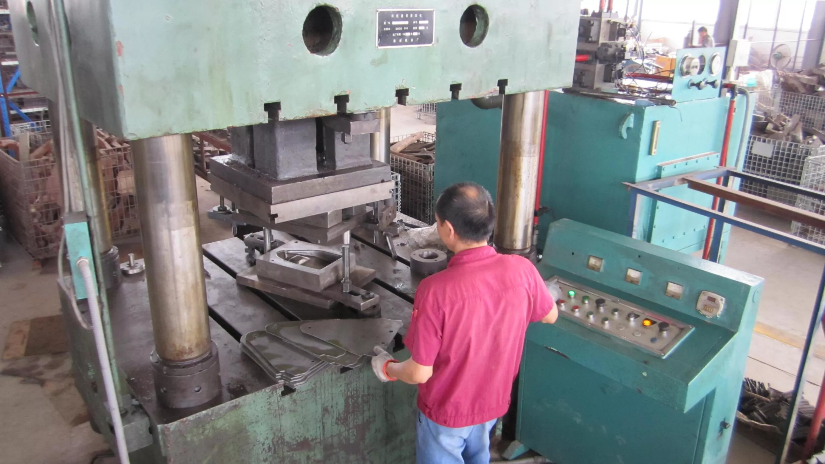500 ton hydraulic press